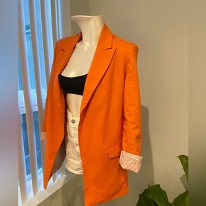 ✨SOLD✨Orange blazer🍊